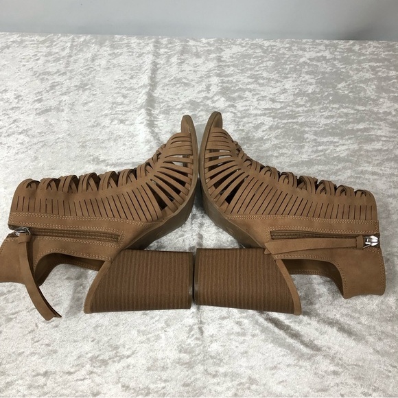 Dolce Vita Vegan Suede Open Toe Tan Booties size 10 - Picture 6 of 11